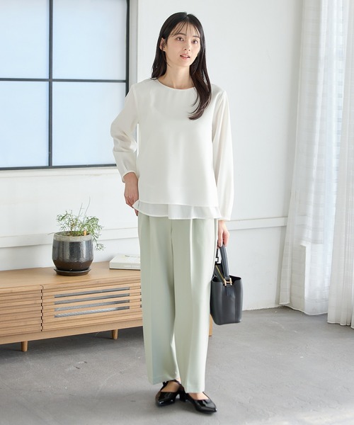 Honeys(ハニーズ)の「裾レイヤード風ブラウス(シャツ/ブラウス・レディース・ブルー/グレイッシュベージュ/ブラック/アイボリー・LL/3L/S/M/L)」の5枚目の写真