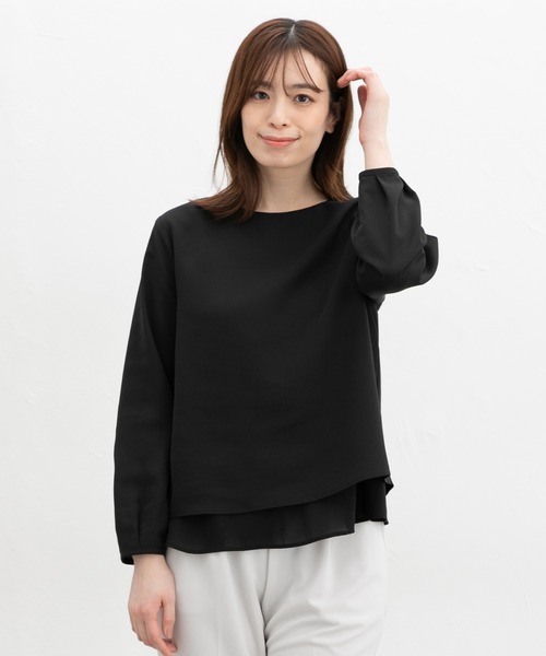 Honeys(ハニーズ)の「裾レイヤード風ブラウス(シャツ/ブラウス・レディース・ブルー/グレイッシュベージュ/ブラック/アイボリー・LL/3L/S/M/L)」の9枚目の写真
