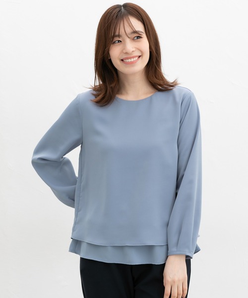 Honeys(ハニーズ)の「裾レイヤード風ブラウス(シャツ/ブラウス・レディース・ブルー/グレイッシュベージュ/ブラック/アイボリー・LL/3L/S/M/L)」の12枚目の写真