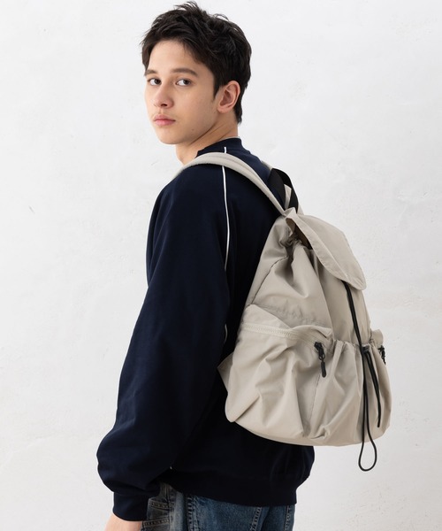 Reebok(リーボック)の「Reebok リーボック ワンポイント ロゴ 刺繍 ドローストリング 軽量 バックパック リュック 約20L(バックパック/リュック・メンズ・ブラック/グレー/ベージュ・FREE)」の12枚目の写真
