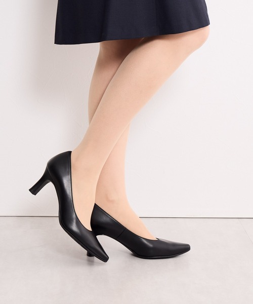 卑弥呼(ヒミコ)の「【Made in Japan】【卑弥呼】【撥水】7cmヒールブラックパンプス/600008(パンプス・レディース・ブラック・21.5cm/22.0cm/22.5cm/23.0cm/23.5cm/24.0cm/24.5cm/25.0cm/25.5cm/26.0cm/26.5cm)」の3枚目の写真