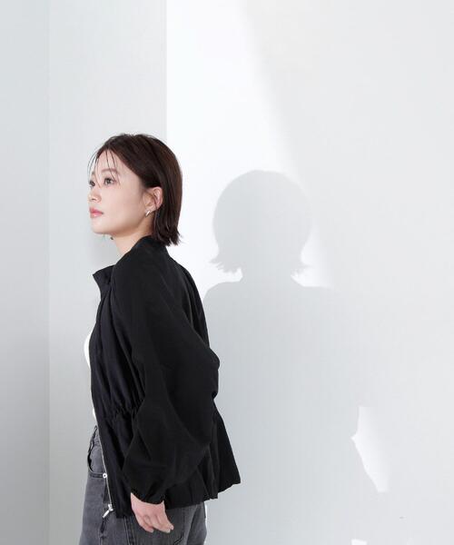 NATURAL BEAUTY BASIC（ナチュラルビューティーベーシック）の「◇スタンドネックバルーンブルゾン（ブルゾン・レディース・ベージュ/ブルー/ブラック・MEDIUM/SMALL）」の12枚目の写真