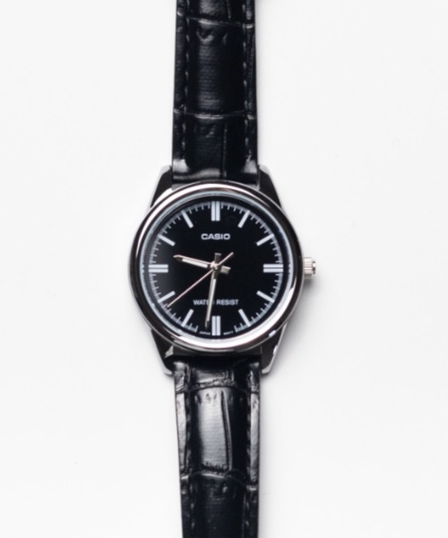 CASIO(カシオ)の「"CASIO(カシオ)"アナログ ラウンド シルバー レザー 腕時計(アナログ腕時計・レディース・ブラック/ブルー/シルバー/シルバー系その他/ホワイト/ホワイト系その他/ブラック系その他・FREE)」の1枚目の写真