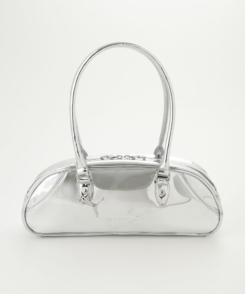 PUMA(プーマ)の「【emmi×PUMA】WIDE BOSTON METALLIC BAG(ショルダーバッグ・レディース・シルバー・FREE)」の8枚目の写真