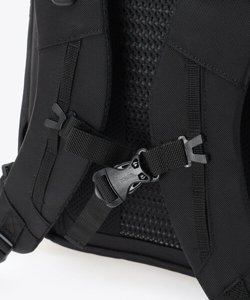 Columbia（コロンビア）の「撥水 Columbia／パナシーアクロスオーバー26L バックパック（リュック）PC収納（15インチ対応）／コロンビア（バックパック/リュック・レディース・ブラック/チャコールグレー・ONE SIZE）」の7枚目の写真