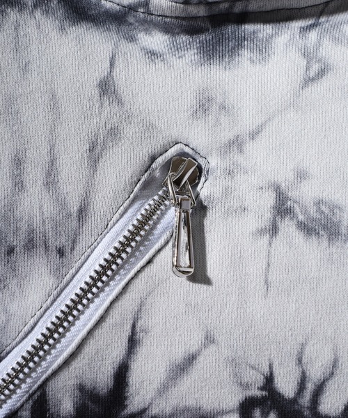 REGIEVO(レジエボ)の「Zipper design pullover hoodie / ファスナーデザイン プルオーバーパーカー フーディー unisex(パーカー・メンズ・ブラック/ホワイト・M/L)」の5枚目の写真