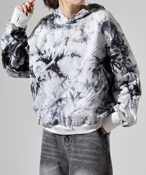 REGIEVO(レジエボ)の「Zipper design pullover hoodie / ファスナーデザイン プルオーバーパーカー フーディー unisex(パーカー・メンズ・ブラック/ホワイト・M/L)」の9枚目の写真
