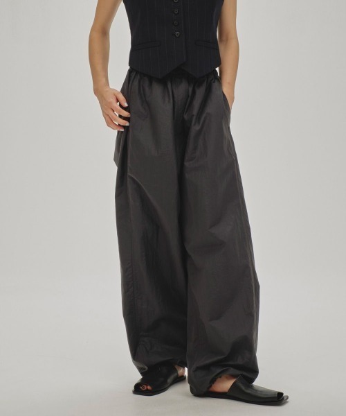 TODAYFUL（トゥデイフル）の「TODAYFUL Nylon Drawstring Pants