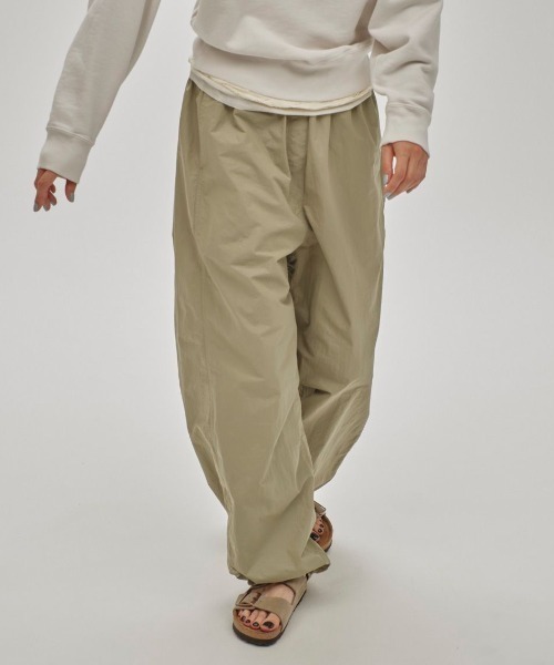 TODAYFUL（トゥデイフル）の「TODAYFUL Nylon Drawstring Pants