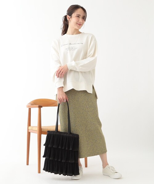 SHOO・LA・RUE(シューラルー)の「フリルティアードトートバッグ(トートバッグ・レディース・ライトパープル/ブラック/ライトベージュ・00)」の6枚目の写真