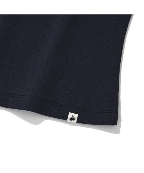 KIRSH(キルシー)の「KIRSH PLAIN CHERRY SEMI CROP SLEEVELESS キルシー プレーン チェリー セミクロップ丈 キャミソール(キャミソール・レディース・ホワイト/ダークネイビー・ONE SIZE)」の7枚目の写真