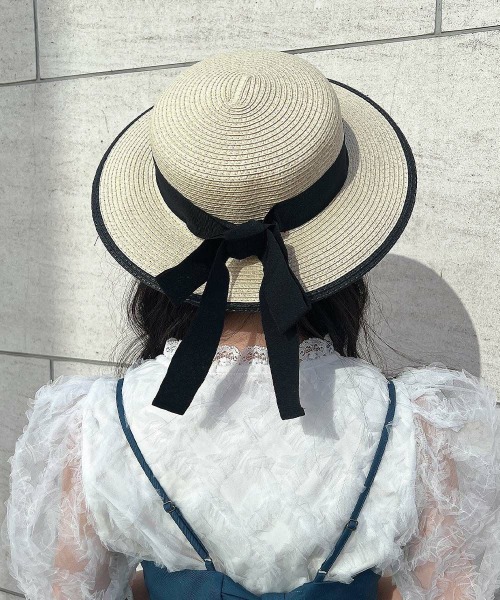 an another angelus（アンアナザーアンジェラス）の「配色ブリムグログランリボンキャノチェ（ハット・レディース・ベージュ/ベージュ×ブラック・FREE）」の7枚目の写真