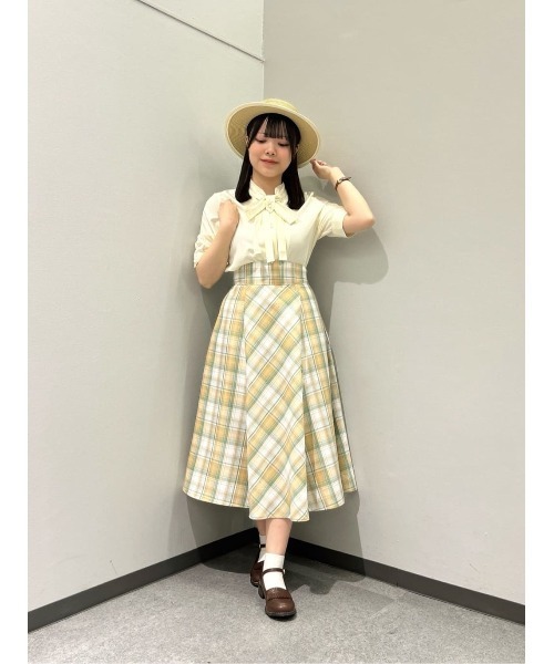 an another angelus（アンアナザーアンジェラス）の「配色ブリムグログランリボンキャノチェ（ハット・レディース・ベージュ/ベージュ×ブラック・FREE）」の16枚目の写真