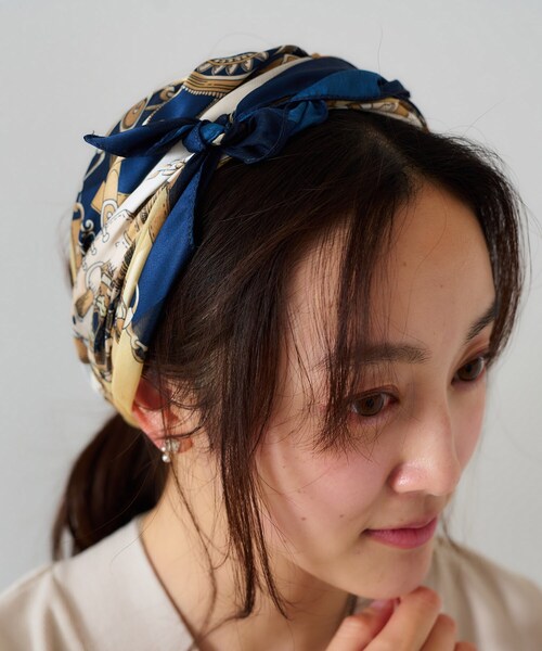 UNTITLED（アンタイトル）の「【手洗い／88cm正方形】シアー素材チェーン柄スカーフ（バンダナ/スカーフ・レディース・ライトイエロー系5/ピンク系1・99）」の5枚目の写真