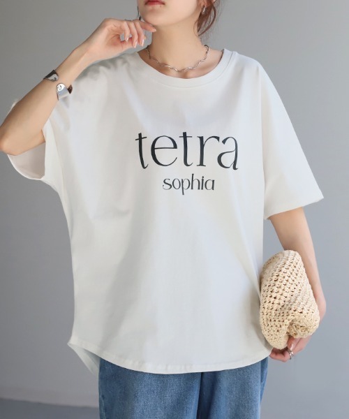 HUG.U(ハグユー)の「ロゴTシャツ(Tシャツ/カットソー・レディース・ホワイト/クリーム/ブラック/ライトブルー/ブラック系その他/ホワイト系その他・FREE)」の1枚目の写真