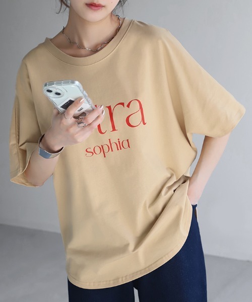HUG.U(ハグユー)の「ロゴTシャツ(Tシャツ/カットソー・レディース・ホワイト/クリーム/ブラック/ライトブルー/ブラック系その他/ホワイト系その他・FREE)」の15枚目の写真