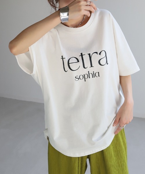 HUG.U(ハグユー)の「ロゴTシャツ(Tシャツ/カットソー・レディース・ホワイト/クリーム/ブラック/ライトブルー/ブラック系その他/ホワイト系その他・FREE)」の12枚目の写真