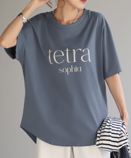HUG.U(ハグユー)の「ロゴTシャツ(Tシャツ/カットソー・レディース・ホワイト/クリーム/ブラック/ライトブルー/ブラック系その他/ホワイト系その他・FREE)」の8枚目の写真