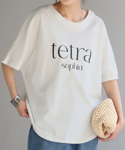 HUG.U(ハグユー)の「ロゴTシャツ(Tシャツ/カットソー・レディース・ホワイト/クリーム/ブラック/ライトブルー/ブラック系その他/ホワイト系その他・FREE)」の11枚目の写真