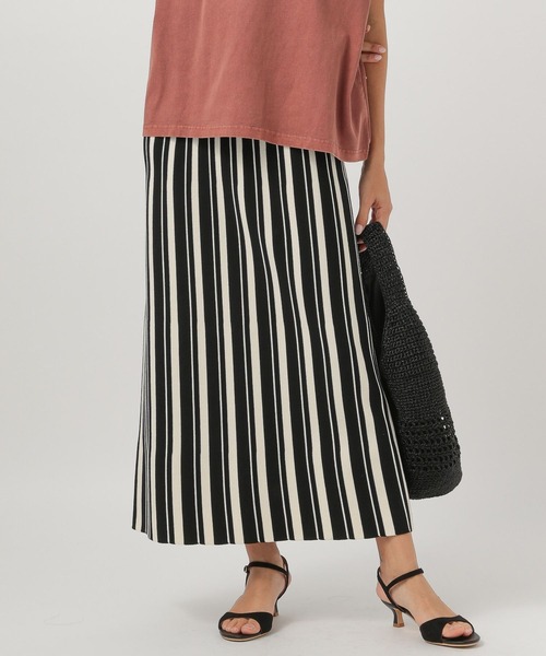 BAYFLOW（ベイフロー）の「縦長ラインですっきり]サマーニットタイトスカート（スカート・レディース・ブラック/ブラック系その他/ボルドー・SMALL/MEDIUM）」の9枚目の写真