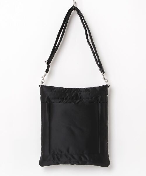 残り僅◆Vivienne Westwood◆BEATRICE スクエアショルダーバッグ PADDED NYLON BEATRICE SQUARE CROSSBODY（ショルダーバッグ