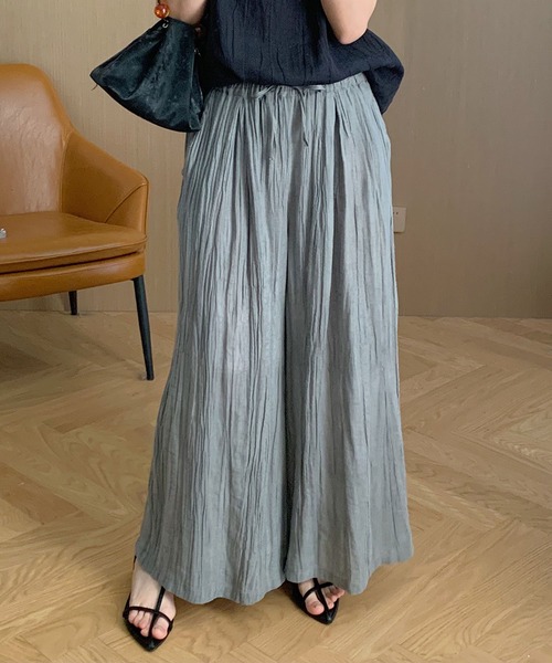 DECADE CLASSIC(ディケイド クラシック)の「ハイウエストタックシアーワイドパンツ (SS)(その他パンツ・レディース・ホワイト/ブラック/グレー・FREE)」の3枚目の写真