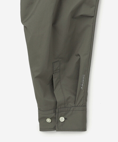 DAIWA PIER39（ダイワピア39）の「DAIWA PIER39 | TECH TRAVEL SHIRT MEN（シャツ/ブラウス・メンズ・チャコール/グレー系その他・S/L/M）」の10枚目の写真