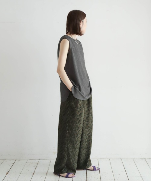 NOMBRE IMPAIR(ノンブルアンペール)の「イレギュラーブロックチェック ラウンドヘムタンク(Tシャツ/カットソー・レディース・ホワイト/チャコールグレー・FREE)」の16枚目の写真