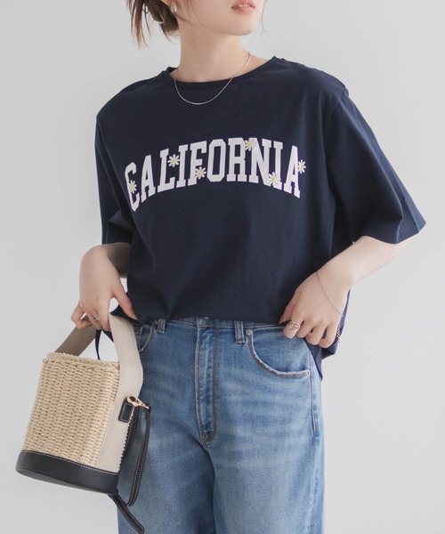 Mac-House(マックハウス)の「フラワー刺繍カレッジプリントTシャツ(Tシャツ/カットソー・レディース・ホワイト/ネイビー/グレー・M/L)」の20枚目の写真