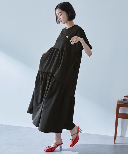 PENNEYS（ぺニーズ）の「<速乾>PENNEYS/ペニーズ 別注 THE FOX ロゴ ワンポイントワッペン刺繍 ティアード切り替え半袖ワンピース（ワンピース・レディース・ネイビー/ブラック系/レッド/ブラック/オフホワイト・FREE）」の13枚目の写真