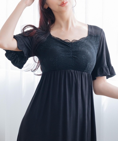fran de lingerie(フランデランジェリー)の「餅田コシヒカリさんとコラボ ナイトブラ付きルームウェア「LuNight(ルナイト)」ナイトブラ付きノースリーブロングワンピース(ルームウェア/パジャマ・レディース・セージグリーン/ブラック/ピンク系その他/ラベンダー/ネイビー・3L/L/LL/M)」の13枚目の写真
