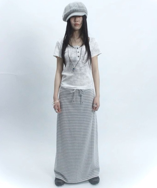 .KOM(ドットコム)の「A'GEM/9 × .kom 『.KOM/ドットケーオーエム』 /ヘンリーネックカットソー(Tシャツ/カットソー・レディース・チャコールグレー/アイボリー・FREE)」の10枚目の写真