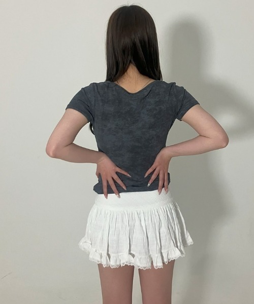 .KOM(ドットコム)の「A'GEM/9 × .kom 『.KOM/ドットケーオーエム』 /ヘンリーネックカットソー(Tシャツ/カットソー・レディース・チャコールグレー/アイボリー・FREE)」の14枚目の写真