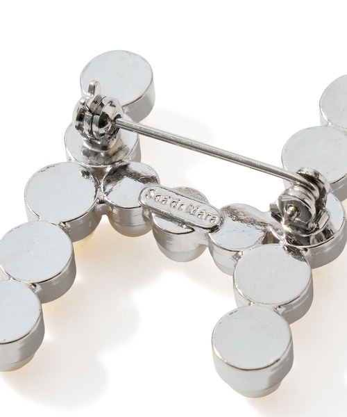 ROSE BUD(ローズバッド)の「(Sea’ds mara)Alphabet brooch H(ブローチ/コサージュ・レディース・ホワイト・ONE SIZE)」の3枚目の写真