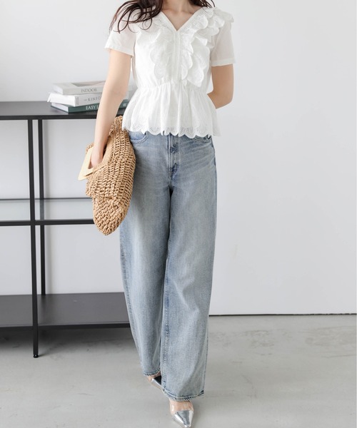 AMELY(エミリー)の「コットンレース ペプラムブラウス(シャツ/ブラウス・レディース・ホワイト/ブラック・フリー)」の3枚目の写真