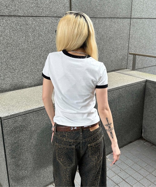 sedacle girl（セダクルガール）の「アソートリンガークロップドTシャツ（Tシャツ/カットソー・レディース・ブラウン/グレー/ブラック/レッド・MEDIUM/SMALL）」の9枚目の写真