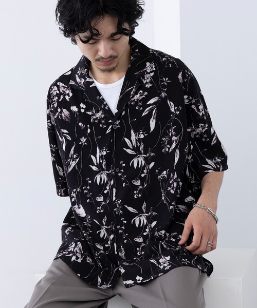 HAUS(ハウス)の「【HAUS】ダークフラワーオープンカラーシャツ 252-3600(シャツ/ブラウス・メンズ・ブラック/ホワイト・M/L)」の2枚目の写真