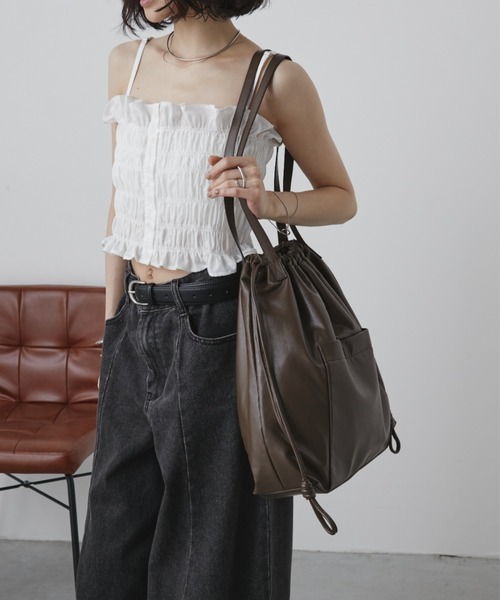 Aunt Marie's（アントマリーズ）の「エコレザー巾着BIGポケットトート（トートバッグ・レディース・ブラウン/カーキ/ブラック・FREE）」の13枚目の写真