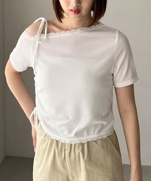 archives(アルシーヴ)の「レーストリミングワンショルカットTOPS(Tシャツ/カットソー・レディース・ネイビー/オフホワイト/グレー・MEDIUM)」の3枚目の写真