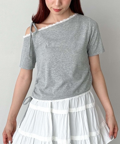 archives(アルシーヴ)の「レーストリミングワンショルカットTOPS(Tシャツ/カットソー・レディース・ネイビー/オフホワイト/グレー・MEDIUM)」の9枚目の写真