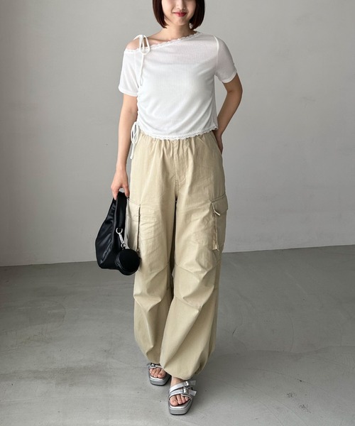 archives(アルシーヴ)の「レーストリミングワンショルカットTOPS(Tシャツ/カットソー・レディース・ネイビー/オフホワイト/グレー・MEDIUM)」の14枚目の写真