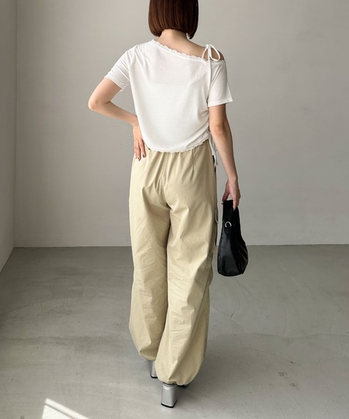 archives(アルシーヴ)の「レーストリミングワンショルカットTOPS(Tシャツ/カットソー・レディース・ネイビー/オフホワイト/グレー・MEDIUM)」の11枚目の写真