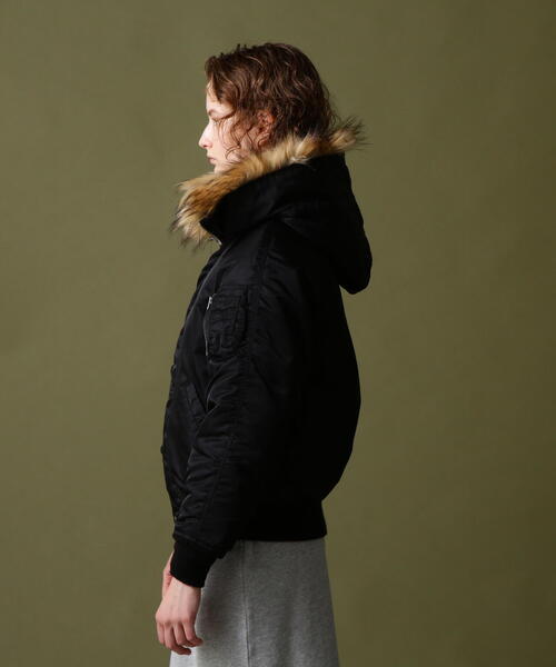 AVIREX(アヴィレックス)の「《価格改定商品》《WOMAN》N-2B COMMERCIAL / N-2Bコマーシャル(ミリタリージャケット・レディース・セージグリーン/ブラック・L/XS/S/M)」の19枚目の写真