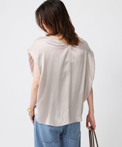 BABYLONE(バビロン)の「ウォッシャブルシルクレーヨンノースリブラウス(シャツ/ブラウス・レディース・ダークブラウン/ライトベージュ・フリー)」の6枚目の写真