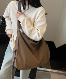 ショルダーバッグ