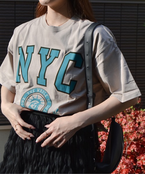 spiritoso（スピリトーゾ）の「【spiritoso】 NYCフロッキーロゴTシャツ（Tシャツ/カットソー・レディース・ホワイト/グレイッシュベージュ/ブラック/グレー・FREE）」の7枚目の写真