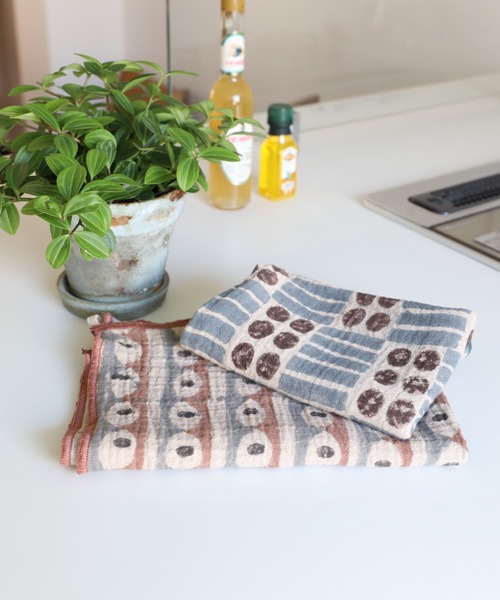 a.depeche（アデペシュ）の「【a.depeche/アデペシュ】キッチンクロス　kha-na kitchen cloth KOKUTOU　おしゃれなギフトに最適！（ランチョンマット/テーブルウェア・レディース・スカイブルー・FREE）」の3枚目の写真