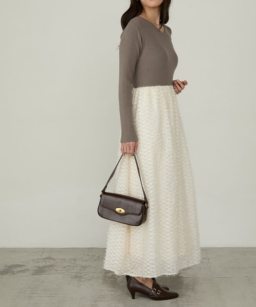 Cherir Mignon(シェリルミニョン)の「【Cherir Mignon】フリンジジャガード切替アシメネックニットワンピース(ワンピース・レディース・オフホワイト/チャコールグレー/アッシュブラウン/ブラック・M)」の14枚目の写真