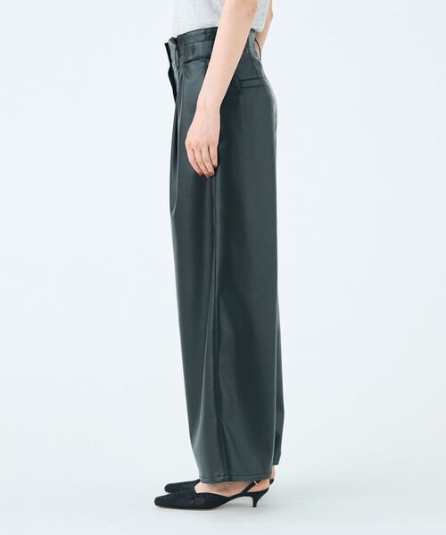 BALLSEY(ボールジィ)の「レザーライククロス サイドタブパンツ(その他パンツ・レディース・ブラック・36/34)」の4枚目の写真
