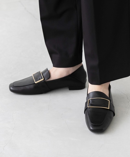 welleg（ウェレッグ）の「ゴールド センターバックル ローファー（ローファー・レディース・アイボリー/ブラック・21.5cm/22.0cm/22.5cm/23.0cm/23.5cm/24.0cm/24.5cm/25.0cm/25.5cm/26.0cm）」の16枚目の写真
